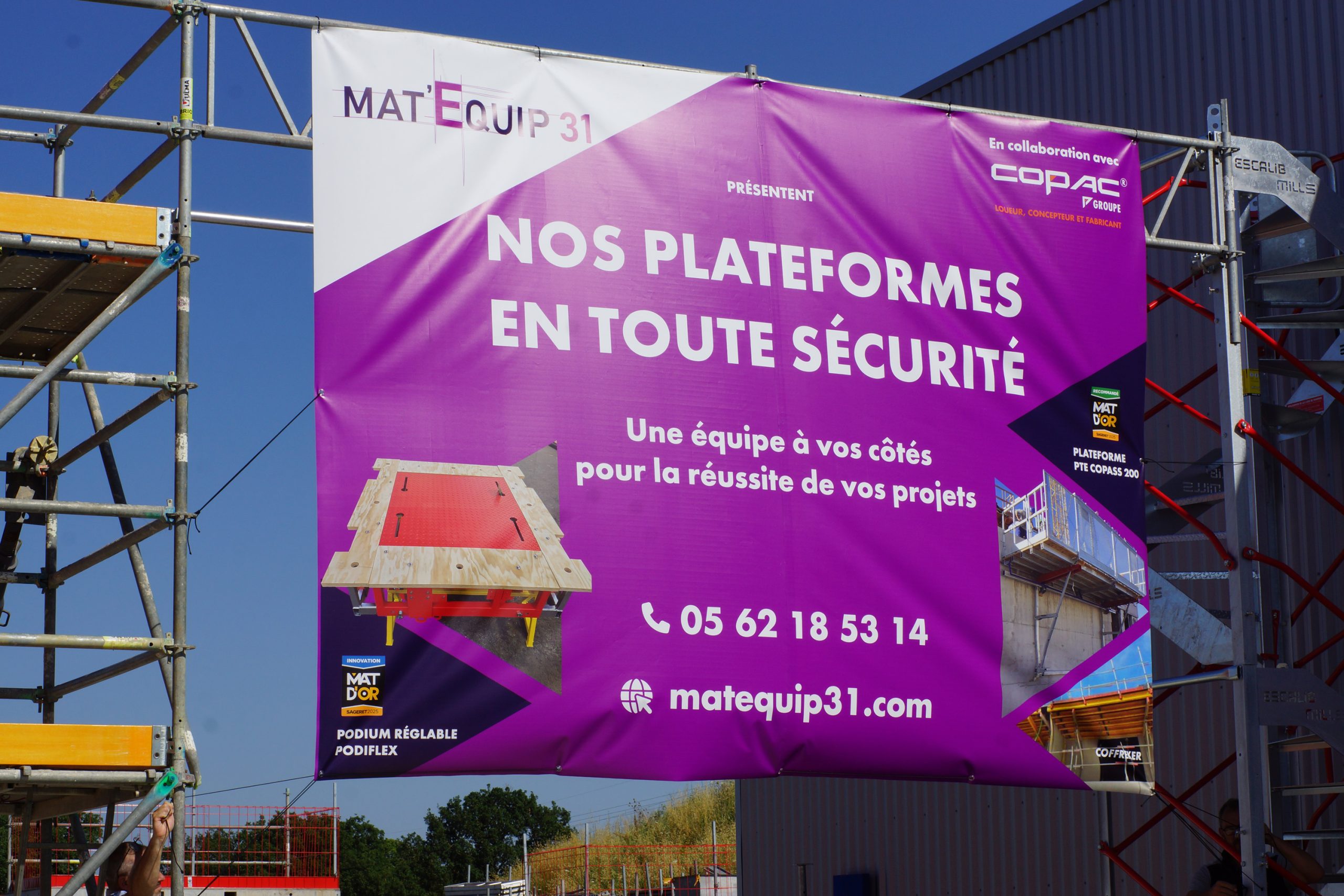 Bâche Nos plateforme en toute sécurité