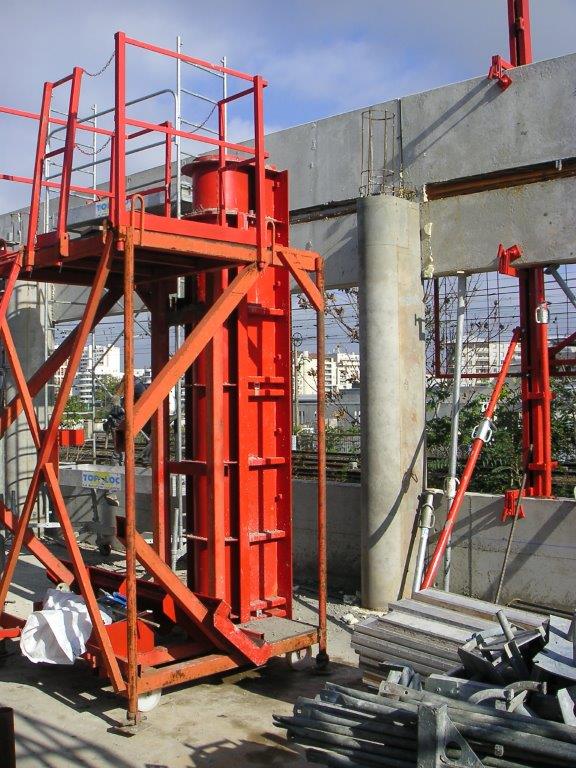 slab edge posts